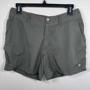 Columbia Women’s Green Omnishade Lightweight Shorts size 10